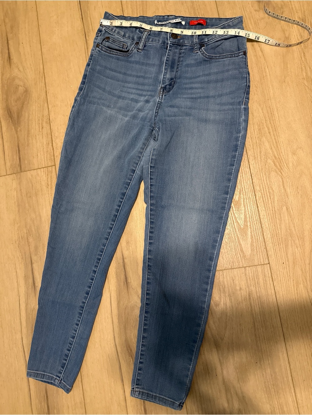 Celebrity Pink Women's Light Blue Skinny Jeans